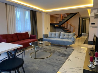 B And C Luxury Residance