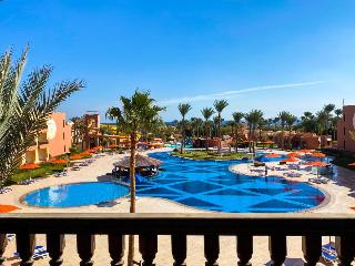 Nubian Village Aqua Hotel