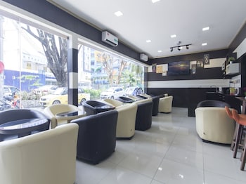Oyo 697 Niche Valley Hotel