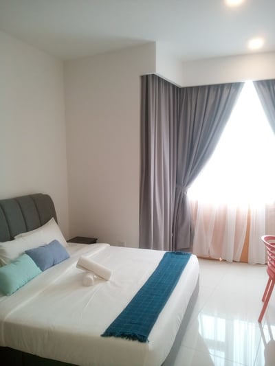 The Robertson Suites (no Front Desk Need To Contact Property 5 Days In Advance)
