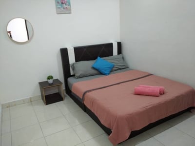 Kasyaf Place At Cheras Kl (no Front Desk Need To Contact Property 5 Days In Advance)