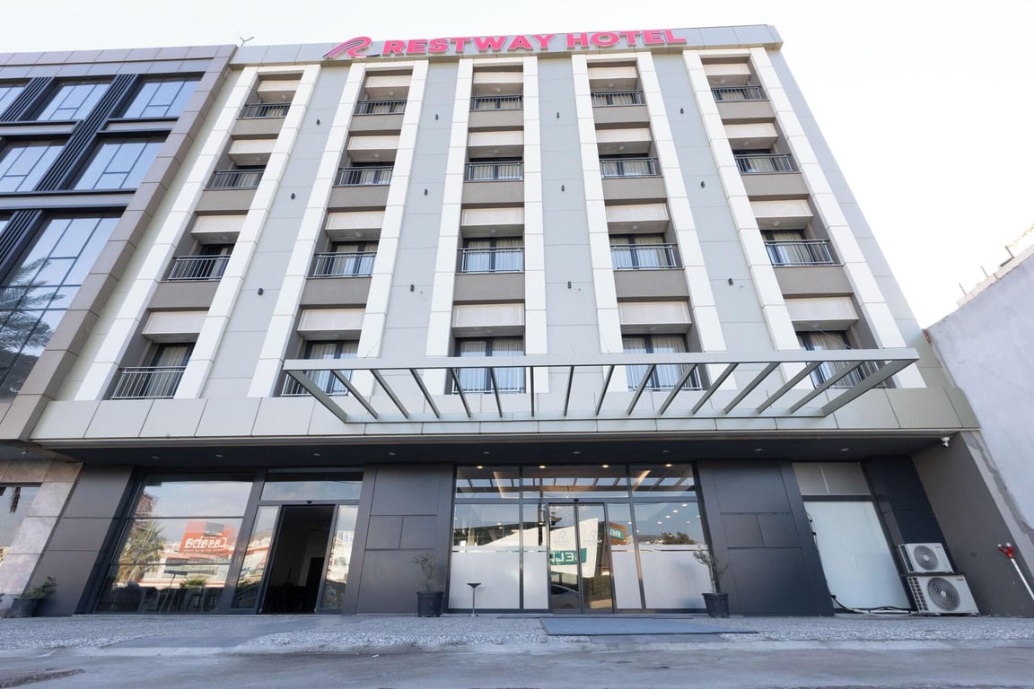 Restway Hotel