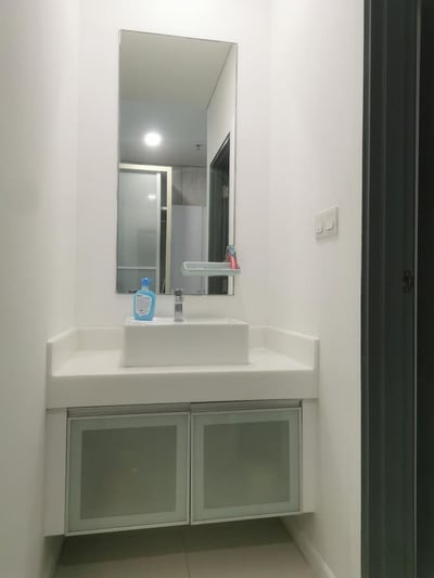 Luxury Deluxe Studios At Mercu Summer Suites