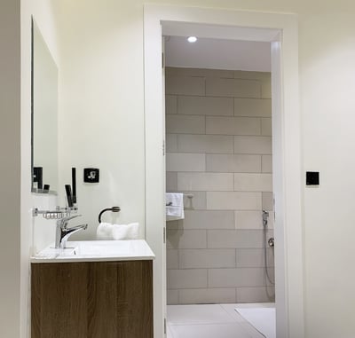 Kease Tawun A1 11 Royal Touch Xz42(no Front Desk Please Contact The Property 5 Days In Advance)