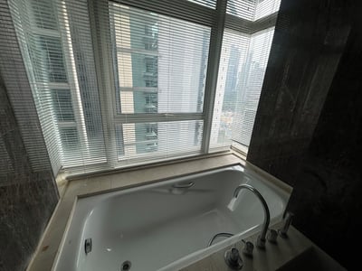 The Binjai Presidential Suite(no Front Desk Contact The 5 Days In Advance)