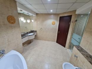 Charming Emirates Hostel Female Only