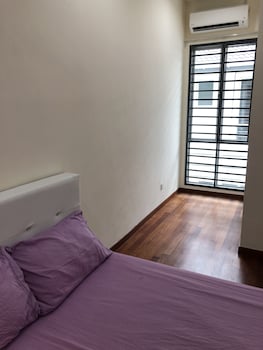 Smart Home Stay (no Front Desk Please Contact The Property 5 Days Before Your Arrival)