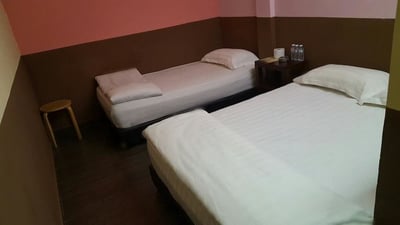 Spring Lodge Hotel