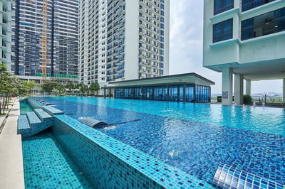 Oyo Home 44001 Elegant Studio Setia Alam Trefoil