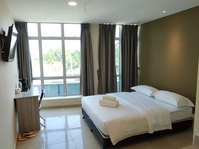 M Design Hotel At Bangi 7(28 Km Away From Kuala Lumpur)