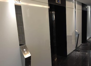 Icon Residenz (no Front Desk Need To Contact Property 5 Days In Advance)