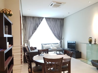 Soho By Cozy Klcc (no Front Desk Need To Contact Property 5 Days In Advance)