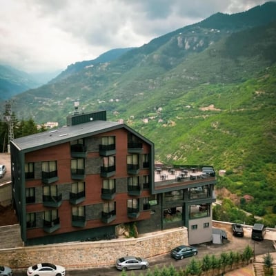 Ladur Resort Hotel