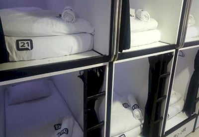 Oyo 91036 J Capsule Hotel Jalan Bukit