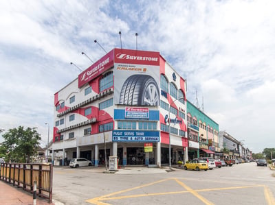 OYO 340 Comfort Hotel