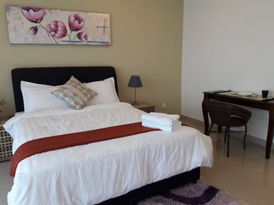 Euzmo Residences At Trefoil Setia Alam (no Front Desk Need To Contact Property 5 Days In Advance)