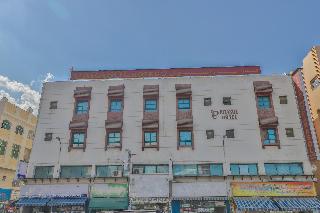 271 Parasol Hotel