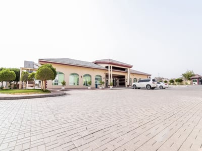 Holiday Arabian Resort (89 Km Away From Sharjah)