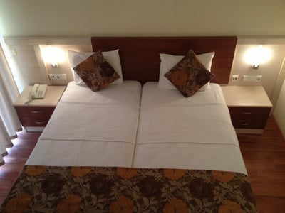 Dinc Hotel (Also Known As Lara Dinc Hotel)