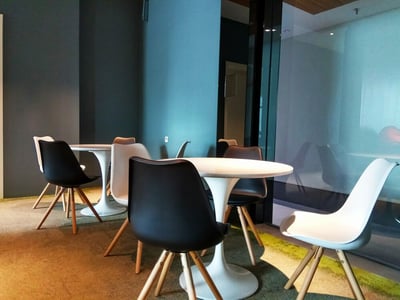 Roomy At Bukit Bintang (no Front Desk Need To Contact Property 5 Days In Advance)