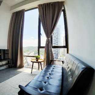 Hand T At Empire Damansara(no Front Desk Please Contact The Property 5 Days In Advance)