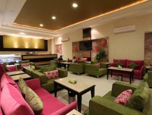 Tulip Al Rawdah Apartments (no Front Desk Please Contact The Property 5 Days Before Arrival)