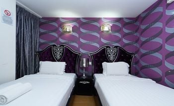 Hotel De Art At Section 7