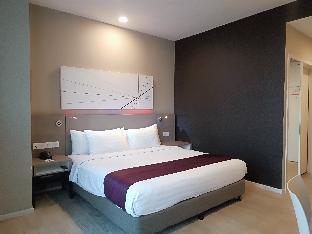 Grand Charis Hotel