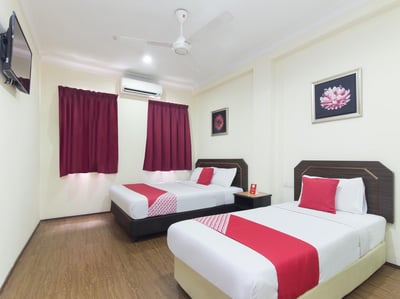 Oyo 327 Buddys Hotel