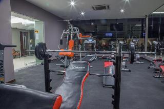 Kl Plaza Suites (no Front Desk Need To Contact Property 5 Days In Advance)
