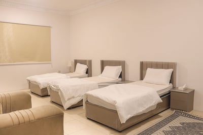 Nozol Wajd(no Front Desk Contact The 5 Days In Advance)