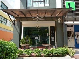 Putra One Avenue Hotel