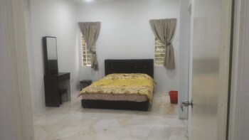 Usj Subang House (no Front Desk Need To Contact Property 5 Days In Advance)