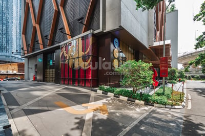 Scarletz KLCC Apartments By soulasia