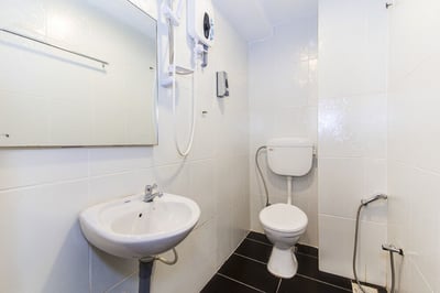 Oyo 90693 Sri Rampai Hotel