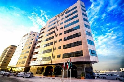 Charming Condo With Sea View At Al Khan Lagoon
