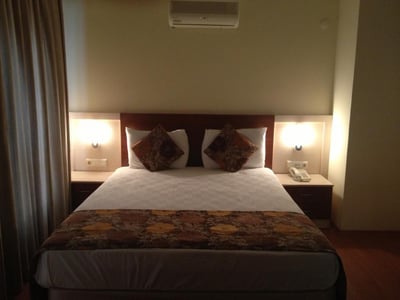 Dinc Hotel (Also Known As Lara Dinc Hotel)