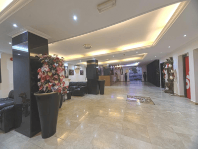 Oyo 117 Majestic Hotel