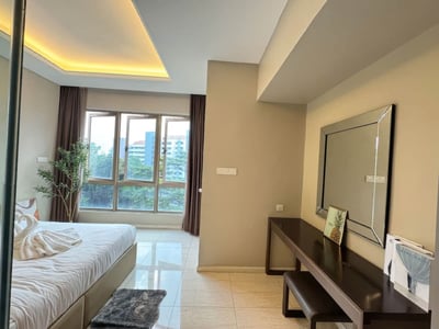 Dorsett Hartamas Skypool And Chill(no Front Desk Contact The 5 Days In Advance)