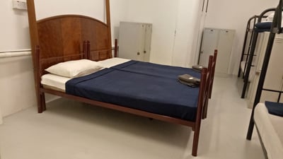 Hawk Hotel And Hostel