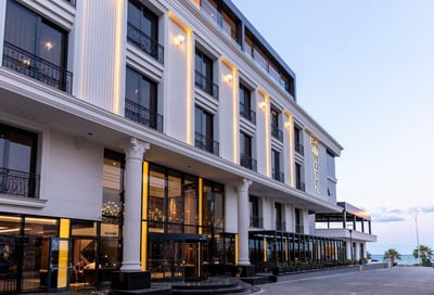 B And C Hotel