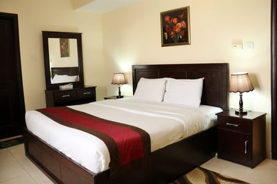 Oyo 150 Al Usra Furnished Apartments