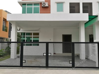 Sitiyam Homestay Kota Warisan (no Front Desk Please Contact The Property 5 Days Before Arrival)