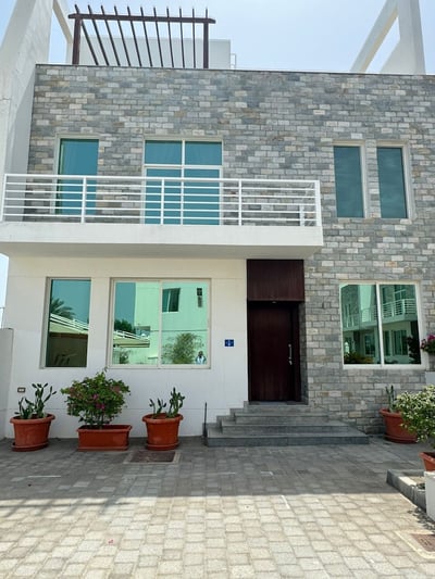 Azaiba Villas (limited Hour Front Desk)