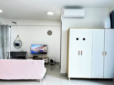 Trefoil By Manhattan Group