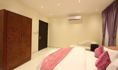 Tiran Island Suites