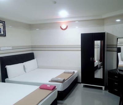 Silver Sky Hotel(19 Km Away From Kuala Lumpur)