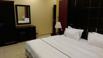 Al Yamama Palace Al Hazm Branch 15