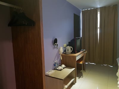 Golden View Puchong Hotel
