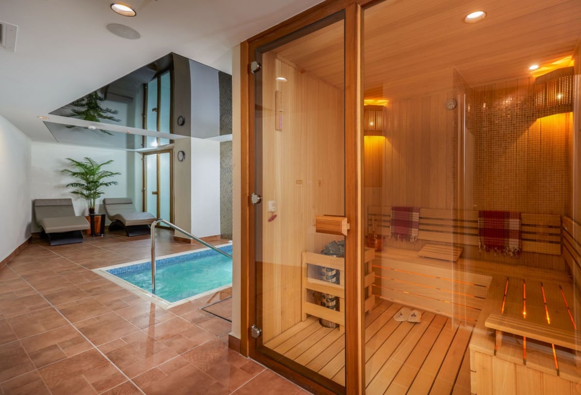 FT Lotus Thermal Hotel & Spa Trademark Collection